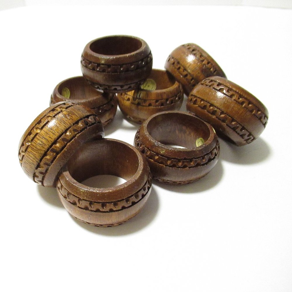 Wooden Napkin Rings Set - Picture 2 of 9